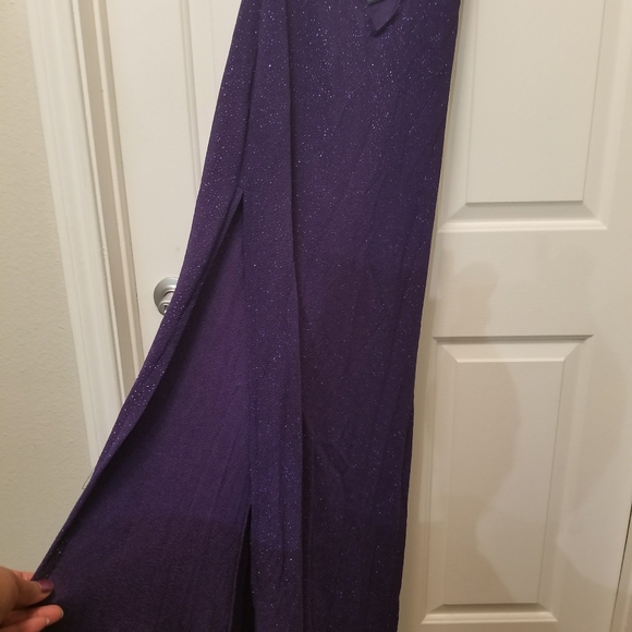 Prom Dress - Picture 2 of 8